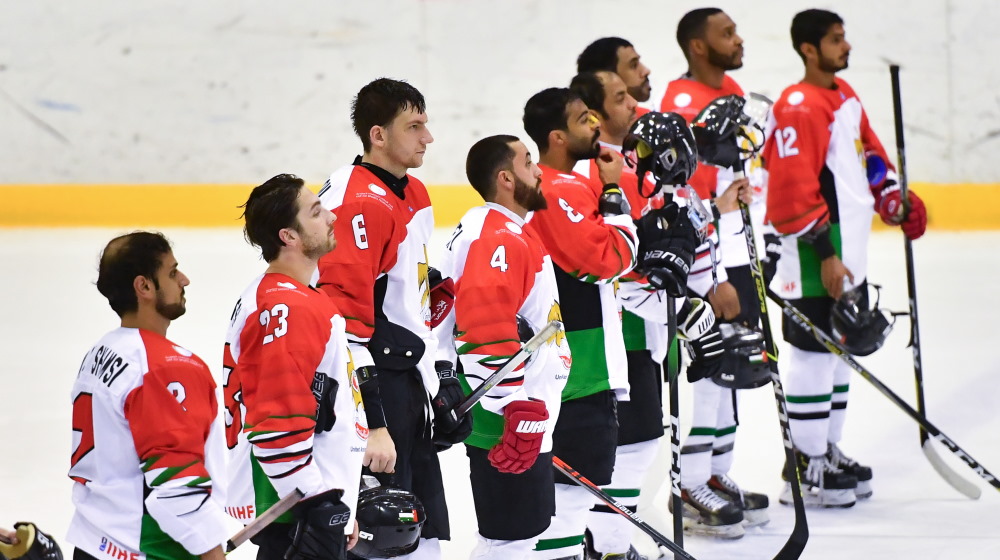 UAE national ice hockey team lined up